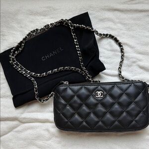 Chanel A82527 Matelasse W Zipper Chain Wallet Lambskin Black w/ silver hardware